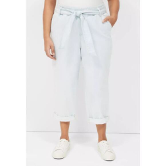 Lane Bryant Woman 28W Light Wash Pull-on Boyfriend Denim Jeans with Belt - Picture 1 of 9